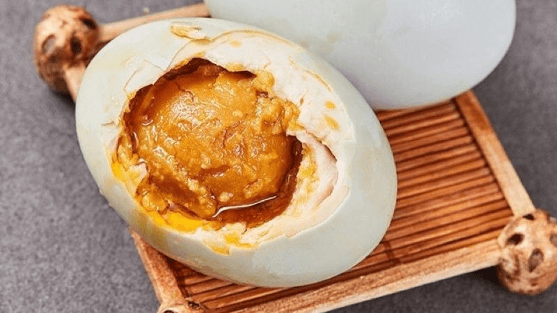 Món trứng ốp la thơm ngon đặc sản Trung Quốc đậm hương vị hải sản