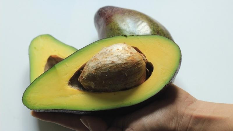 alt text: Bơ sáp Mã Dưỡng Bình Phước - Trái cây đặc sản thơm ngon bổ dưỡng