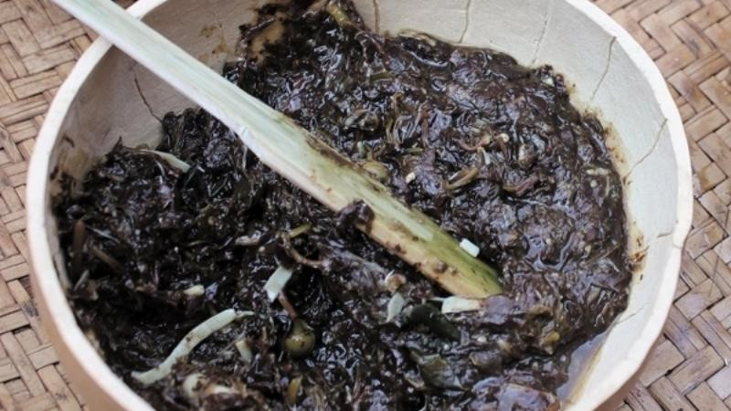 alt text: Canh thụt Bình Phước -  Món ăn dân dã, đậm đà hương vị quê hương