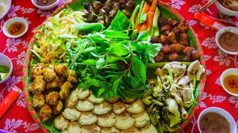 alt text: Heo mẹt Đồng Xoài, Bình Phước -  Món ăn ngon miệng, hấp dẫn thực khách