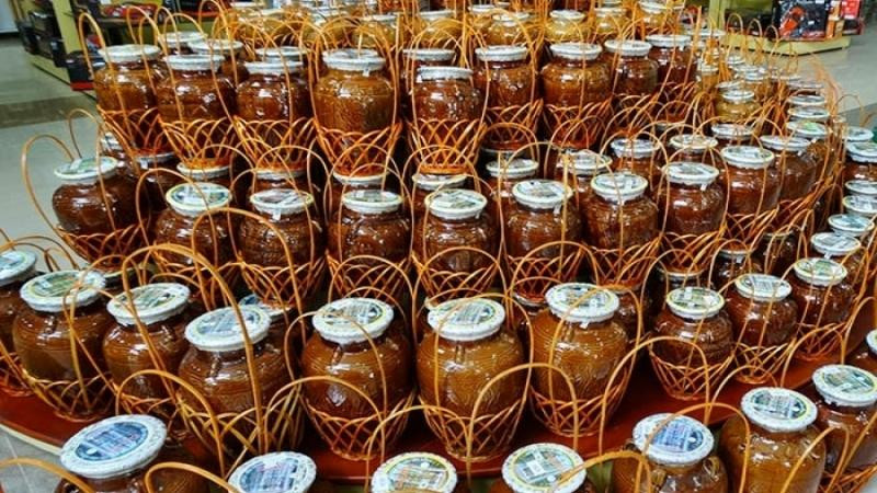 alt text: Rượu cần Bình Phước - Thức uống truyền thống đậm đà bản sắc dân tộc