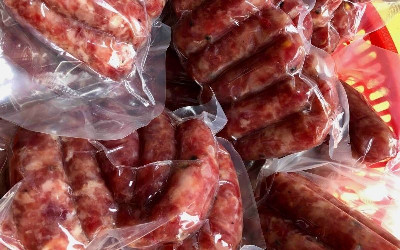 Lạp xưởng tươi Long An